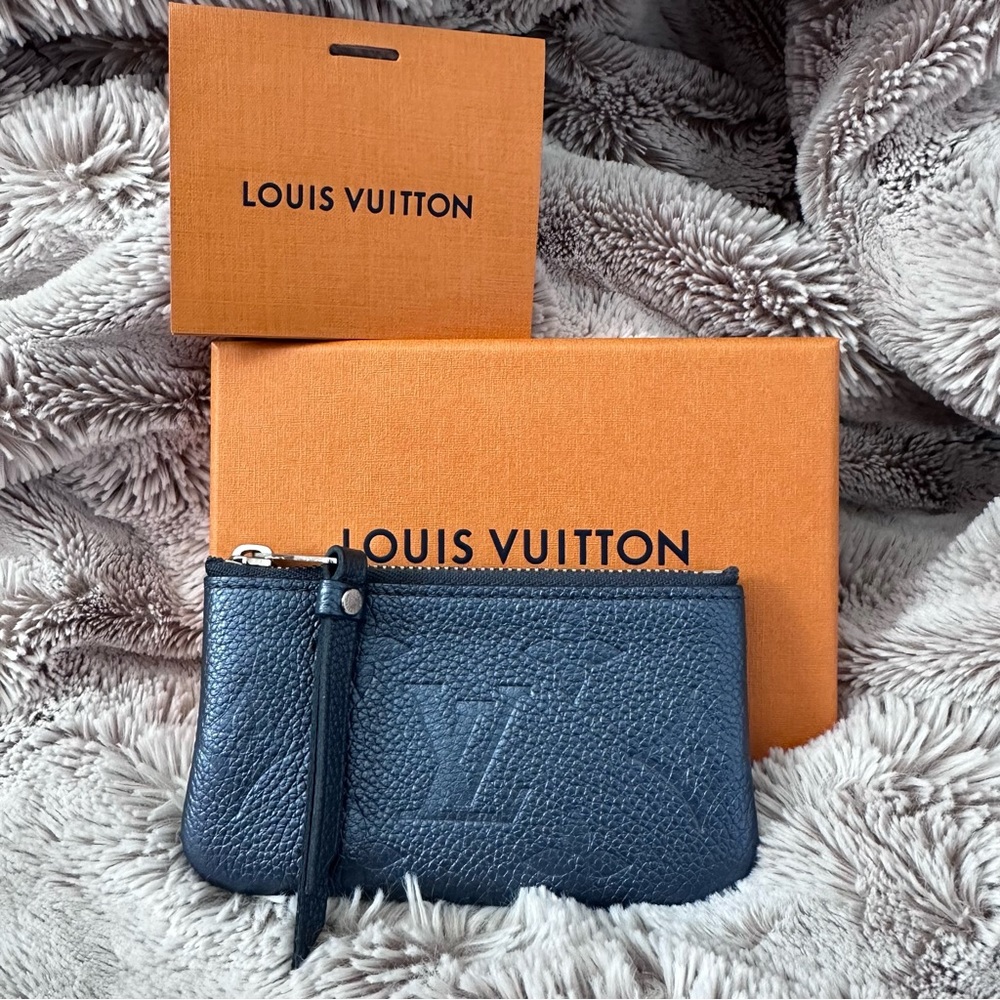 ๐ค Louis Vuitton Monogram Empreinte Key Pouch - Picture 2 of 7